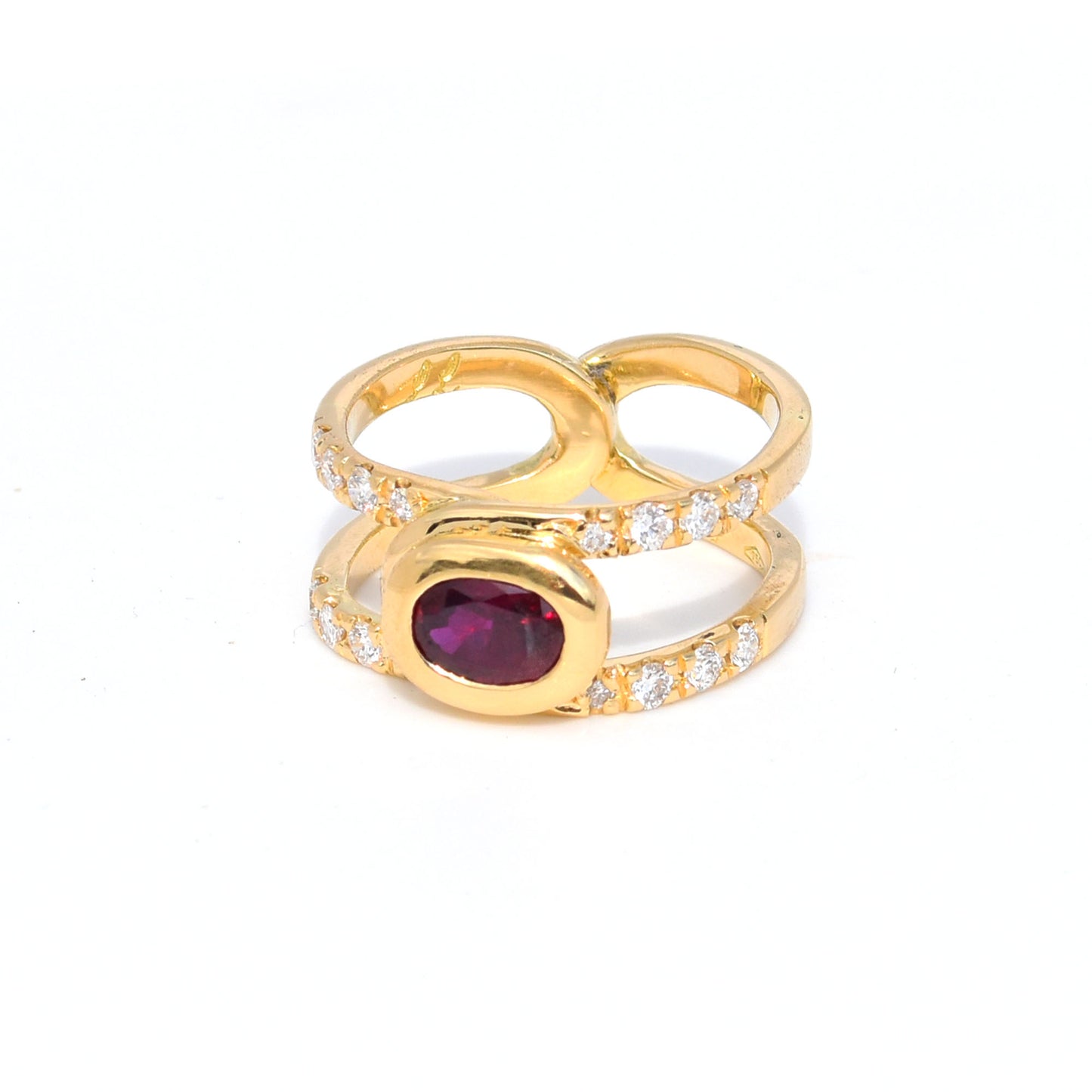 1.27 Ct Ruby Clip Ring with Cut Claw Pave Diamond