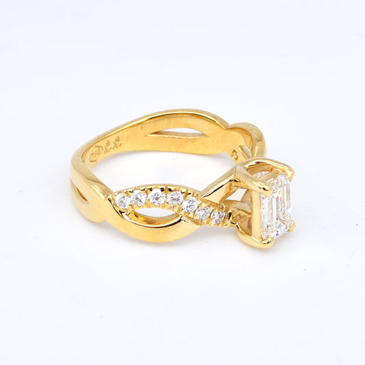 Emerald Cut Diamond Woven band 18K Yellow Gold