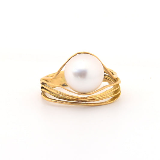 Oyster Ring - 10mm South Sea Pearl